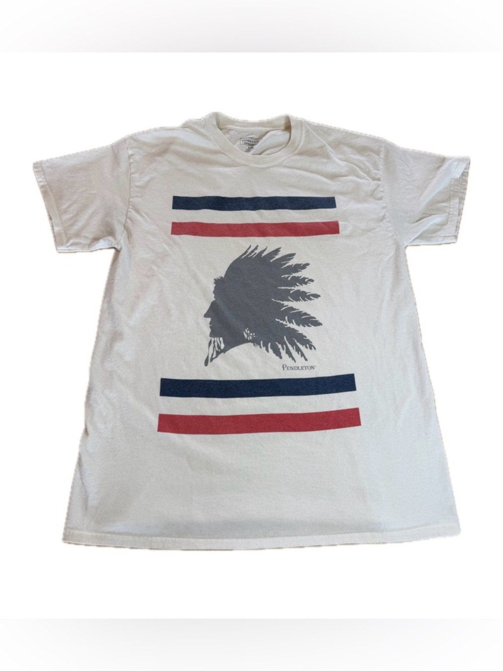 Pendleton T-Shirt Mens L Ivory Tribal Native Big Head Graphic Logo Short Sleeve